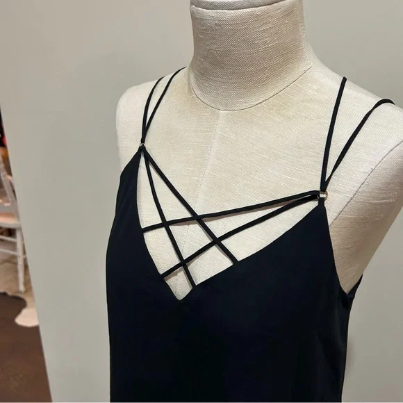 Express Black Backless Sleeveless Tank - Picture 2 of 5